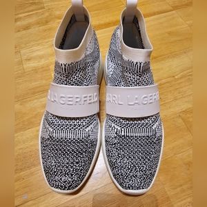 Karl Lagerfeld slip-on sneakers 7.5